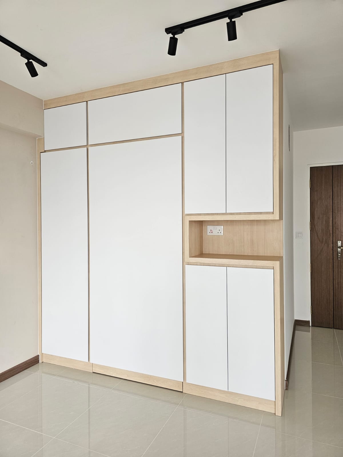 /design_plus_static/static/src/images/image_1920.png